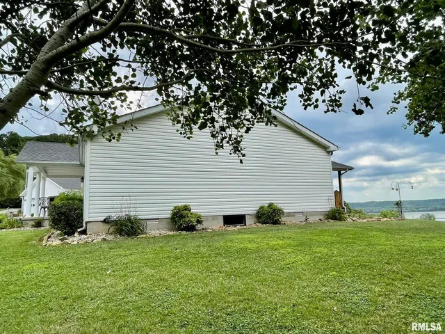 $440,000 | 20 Xanders Lane, Golconda, IL 62938