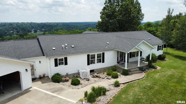 $440,000 | 20 Xanders Lane, Golconda, IL 62938