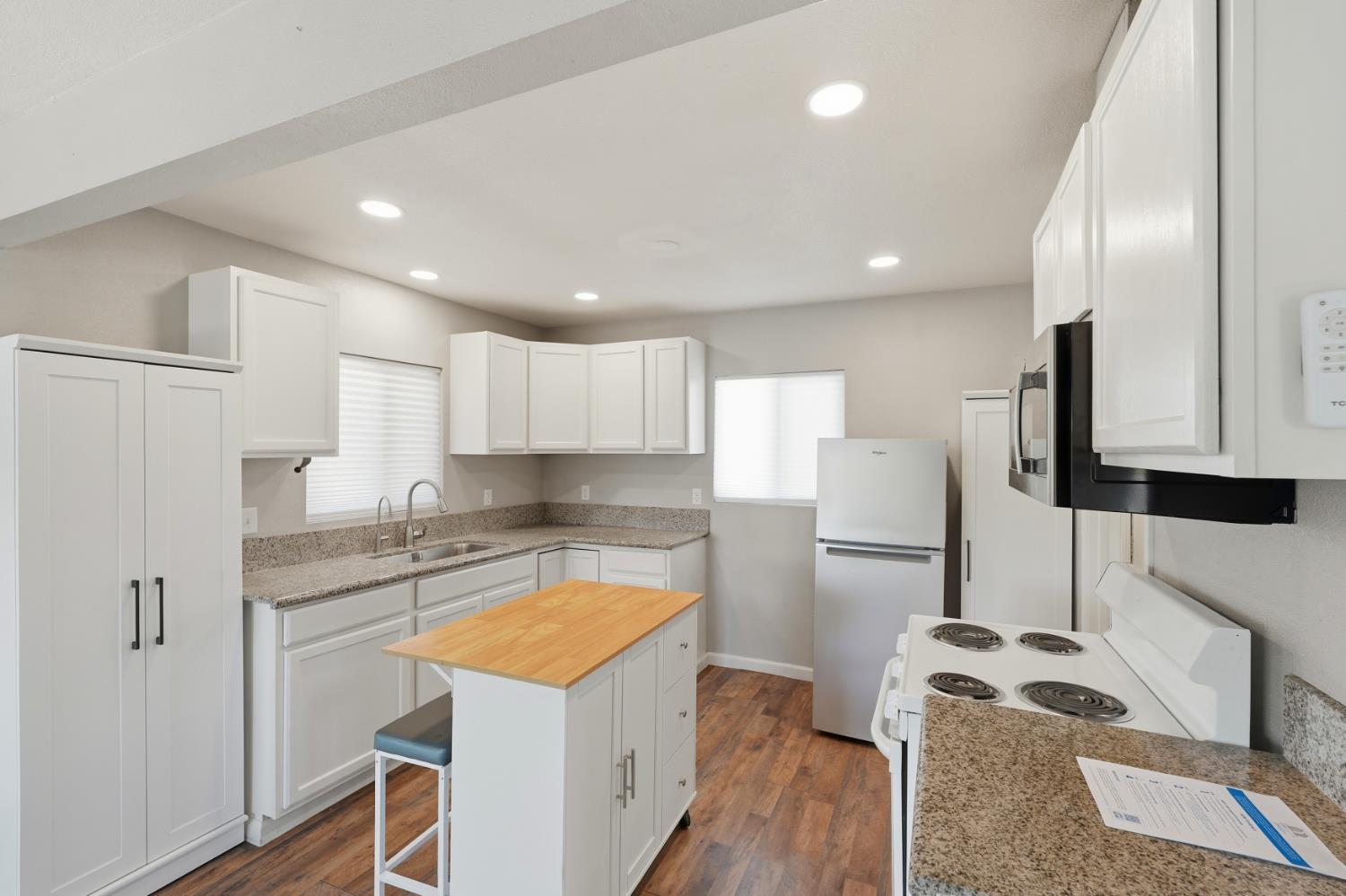 5631 Tully Road Modesto, CA 95356 - Photo 10 of 40