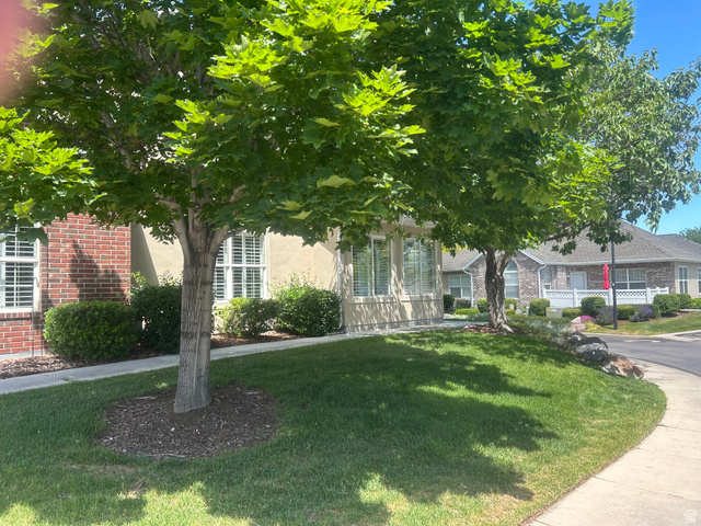 2043 Abbey View Road West Jordan, UT 84088 - Photo 3 of 15