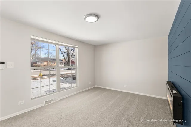 $169,900 | 16600 Oxford Drive, Markham, IL 60428