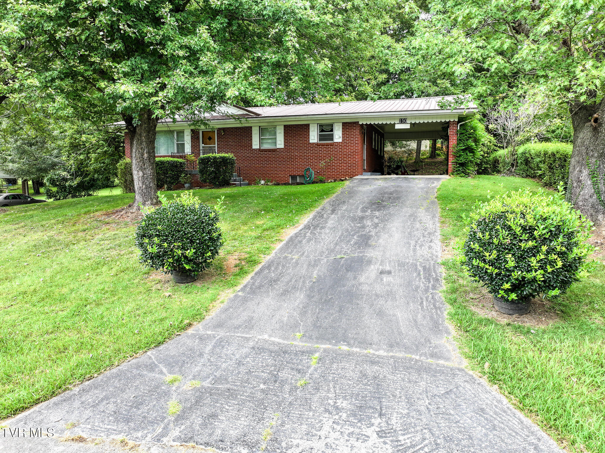 150 Decatur Street Greeneville, TN 37743 - Photo 2 of 57 42