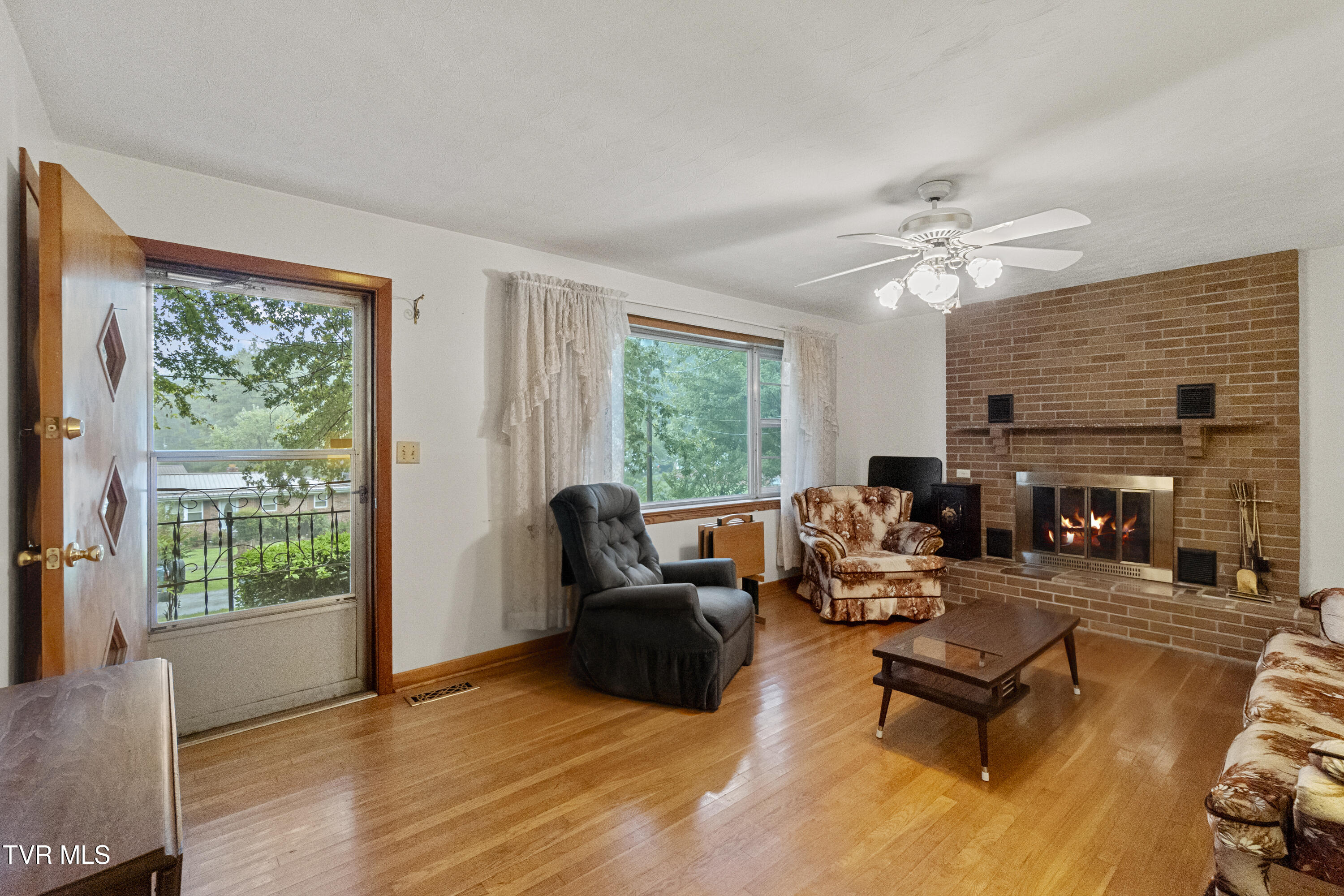 150 Decatur Street Greeneville, TN 37743 - Photo 3 of 57 3