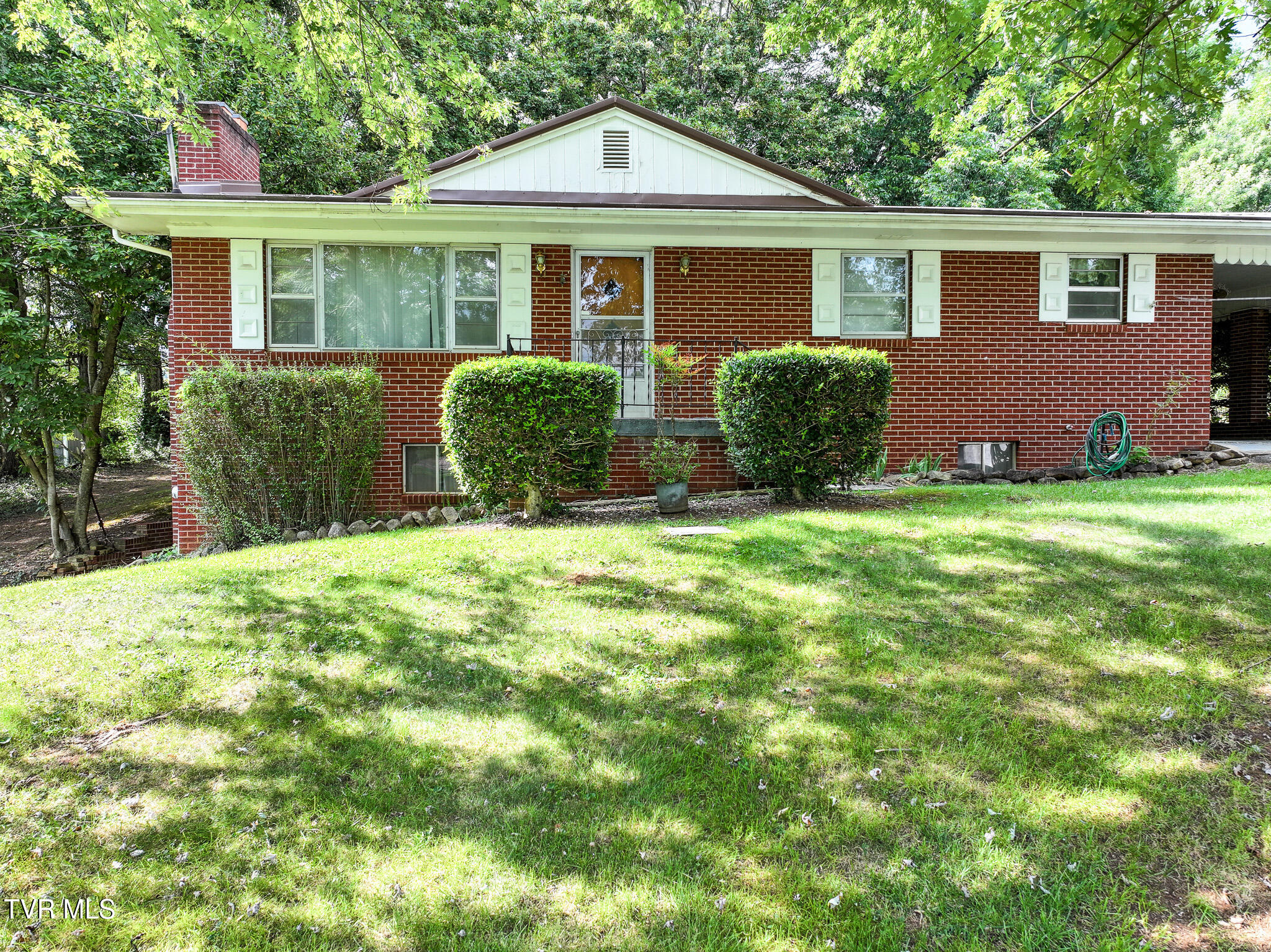 150 Decatur Street Greeneville, TN 37743 - Photo 51 of 57 44