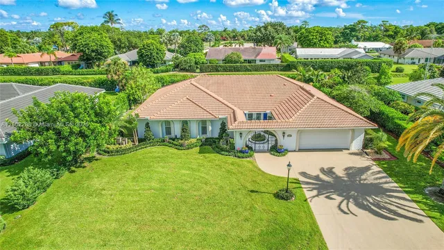 $849,000 | 524 Muirfield Drive, Atlantis, FL 33462