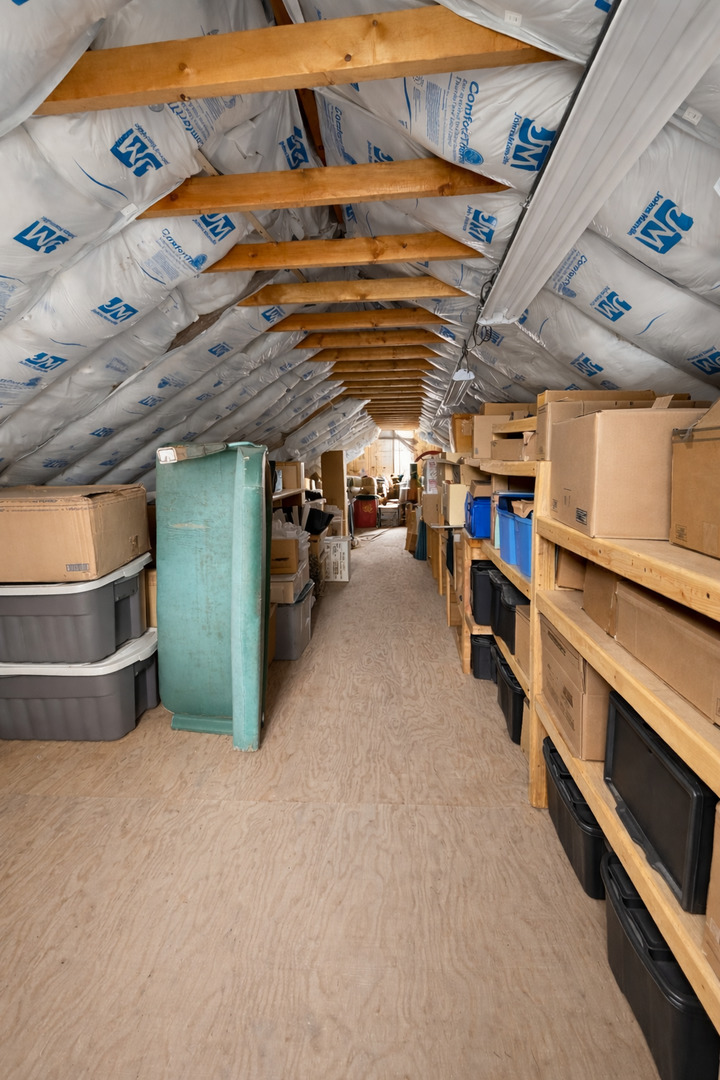 3935 Arthur Terrace Court Markham, IL 60428 - Photo 20 of 22 a view of a storage & utility room