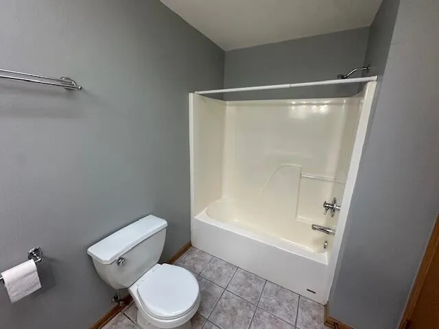 $3,800 | 9924 Lands End, Munster, IN 46321