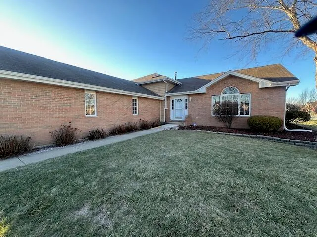 $3,800 | 9924 Lands End, Munster, IN 46321