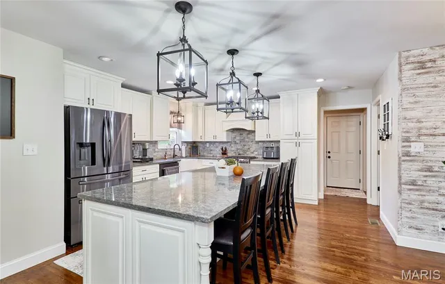 $819,900 | 545 Snyder Road, Troy, MO 63379