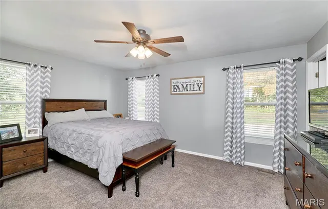 $819,900 | 545 Snyder Road, Troy, MO 63379