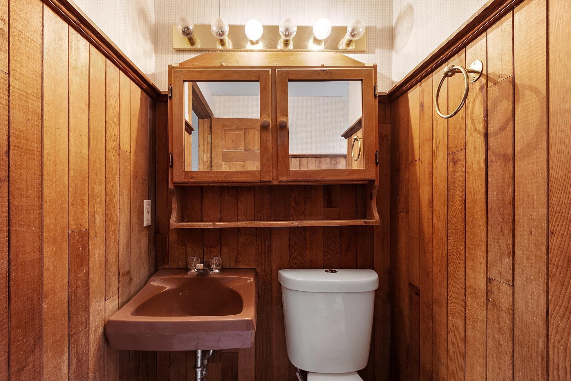 4 Brier Lane Derry, NH 03038 - Photo 20 of 28