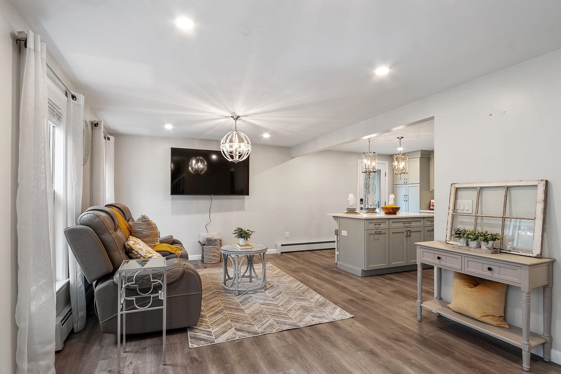 4 Brier Lane Derry, NH 03038 - Photo 8 of 28