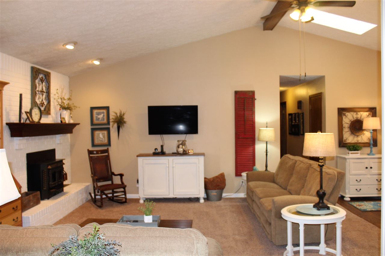 5477 Spring Corner Road Newburgh, IN 47630 - Photo 8 of 23