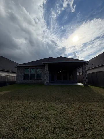 $2,750 | 107 Harlequin Duck Court, Magnolia, TX 77354