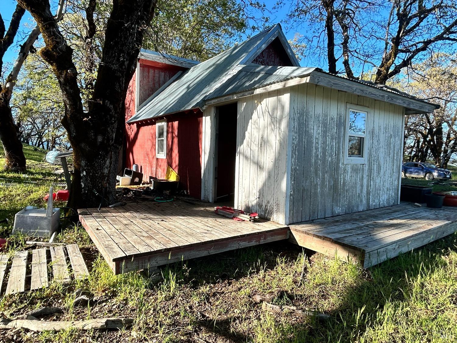 74250 Island Mountain Road Garberville, CA 95542 - Photo 46 of 77