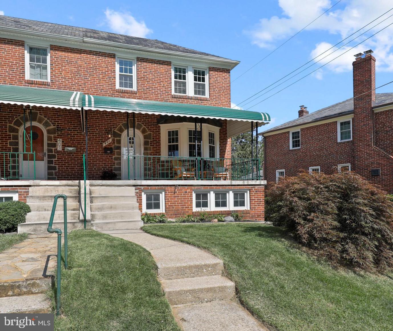 401 Academy Road Baltimore, MD 21228 - Photo 2 of 46 Spacious & updated end of group home