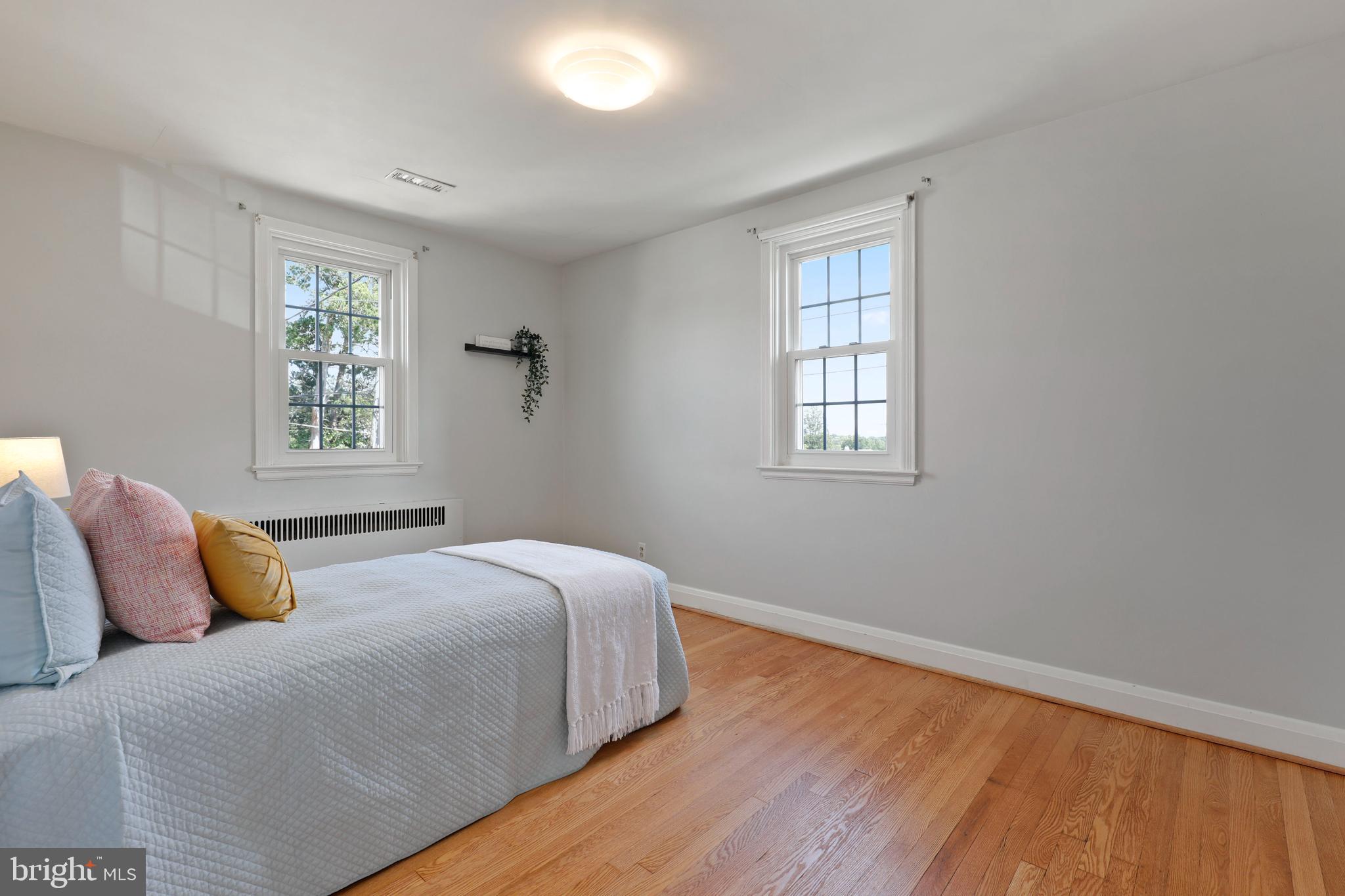 401 Academy Road Baltimore, MD 21228 - Photo 23 of 46 Second Bedroom