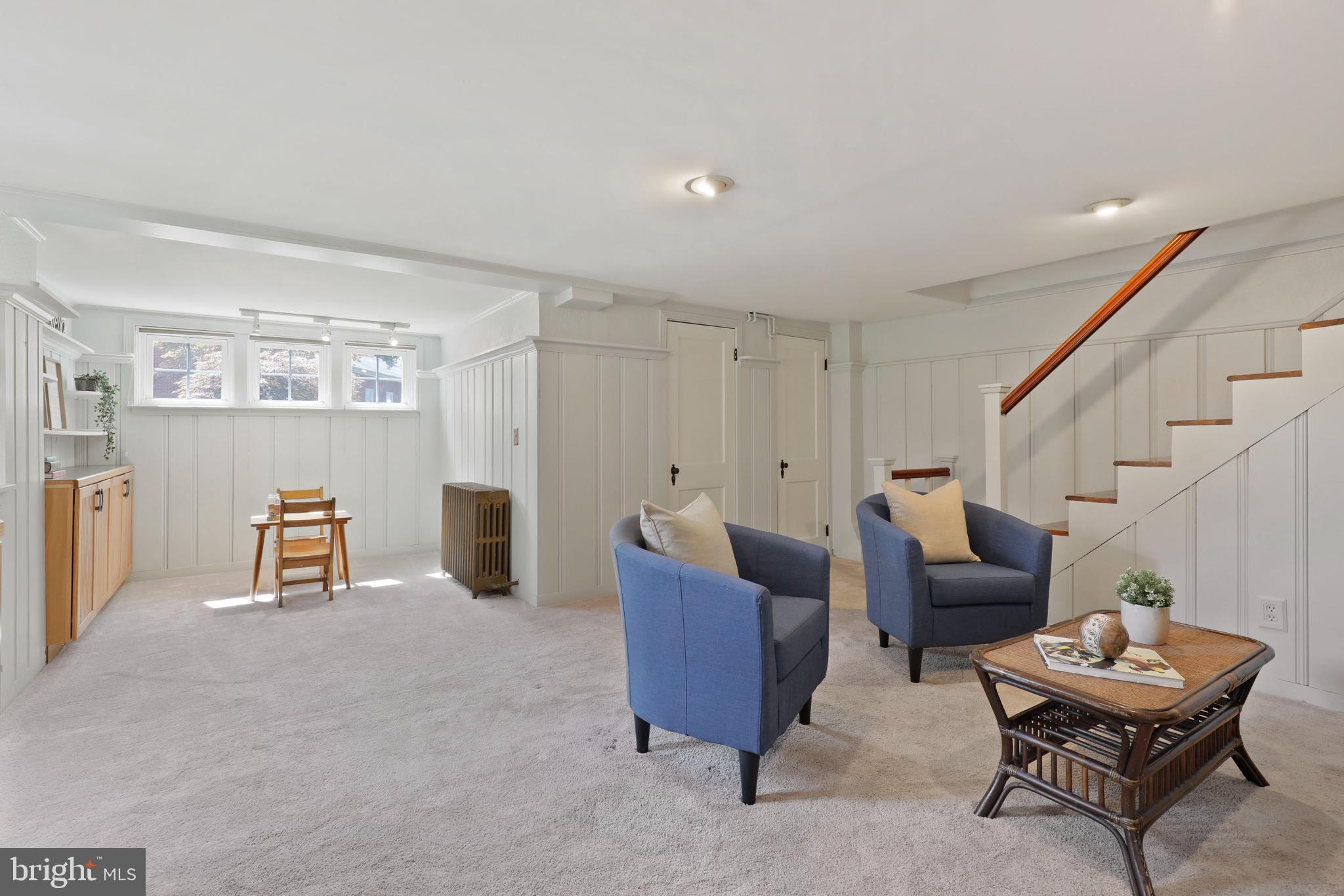 401 Academy Road Baltimore, MD 21228 - Photo 29 of 46 Family Room - room to stretch out!
