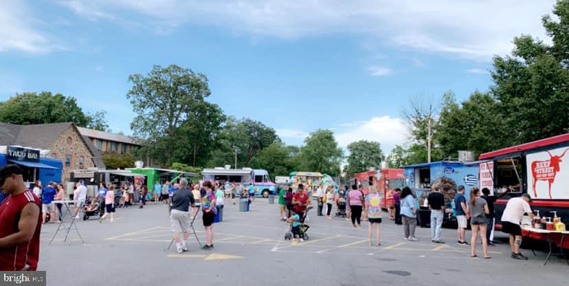 401 Academy Road Baltimore, MD 21228 - Photo 41 of 46 Food Truck Thursdays