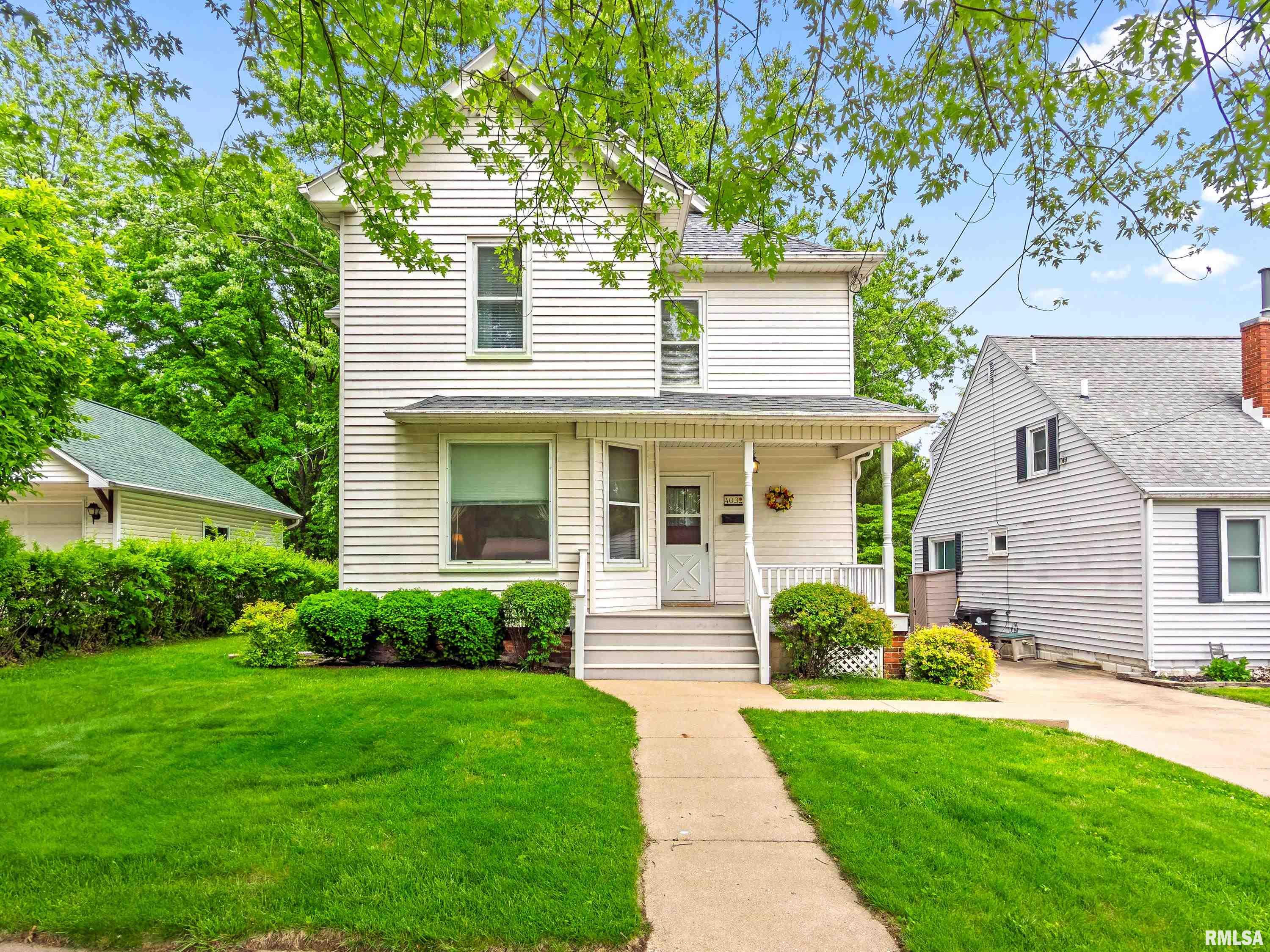 403 West Adams Street Washington, IL 61571 - Photo 1 of 43