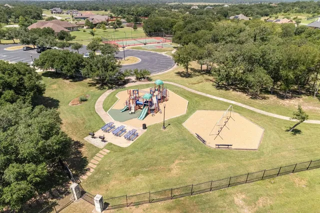 $1,033,000 | 110 Gaston Drive, Bastrop, TX 78602