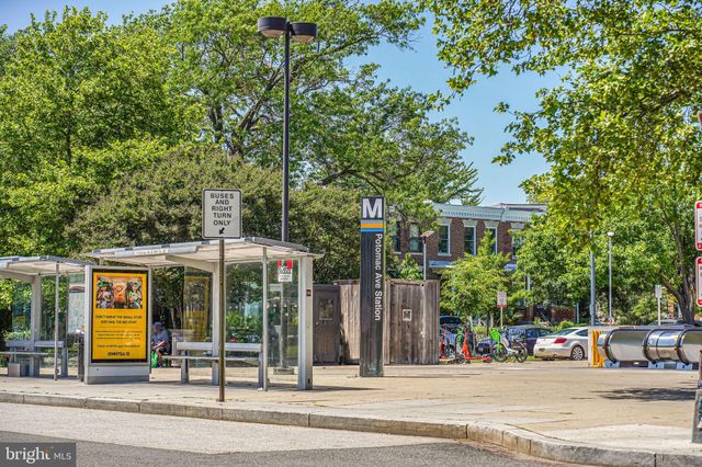 $695,000 | 1360 C Street Northeast, Washington, DC 20002