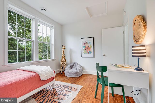 $695,000 | 1360 C Street Northeast, Washington, DC 20002