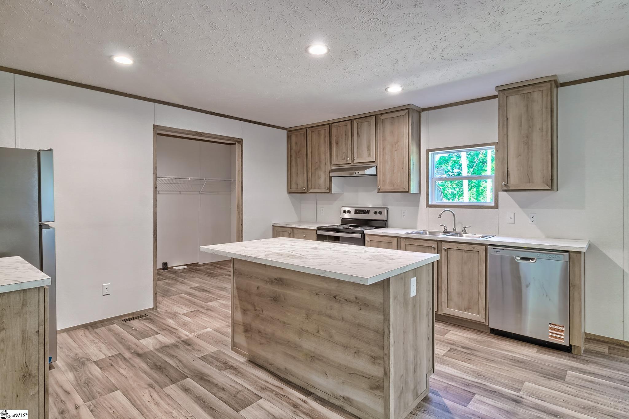 417 Ball Park Road Gaston, SC 29053 - Photo 5 of 39