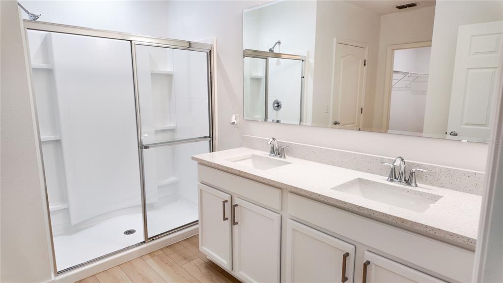 1890 Hickory Bluff Road Kissimmee, FL 34744 - Photo 10 of 30 Gallery Image 10