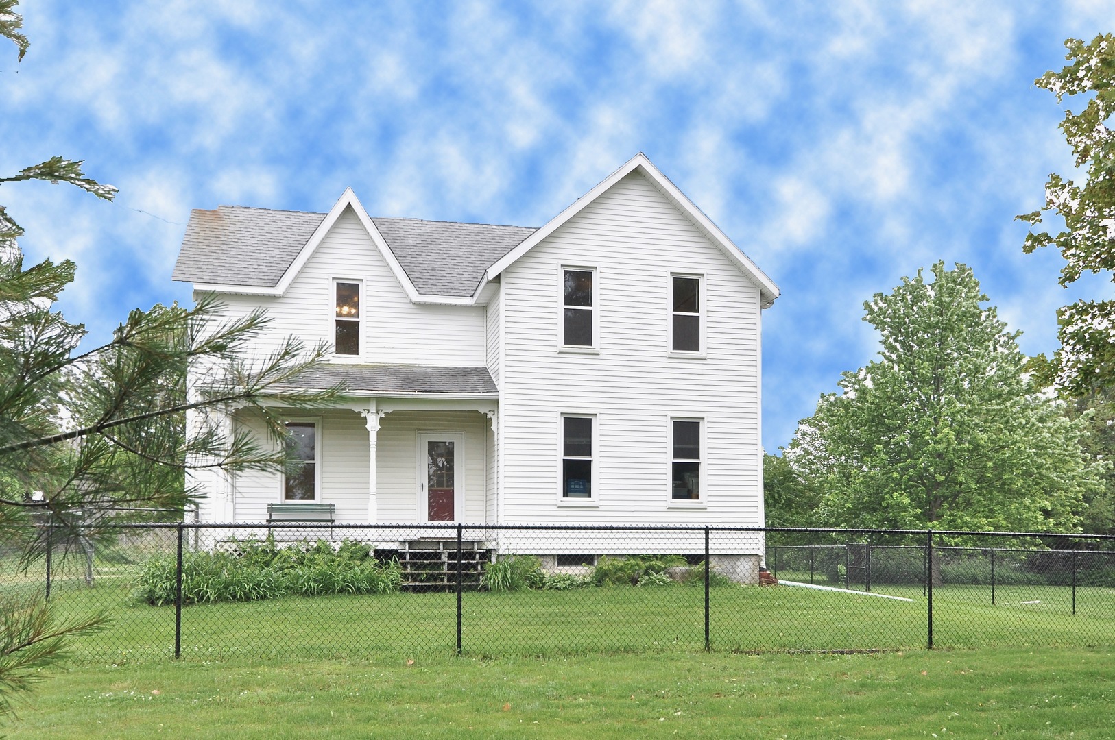 1398 Mowers Road Malta, IL 60150 - Photo 1 of 39