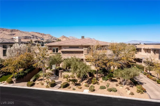 $6,950,000 | 30 Meadowhawk Lane, Las Vegas, NV 89135