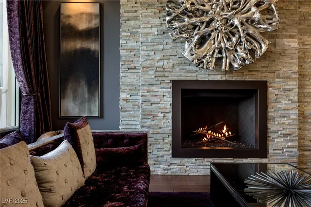 $6,950,000 | 30 Meadowhawk Lane, Las Vegas, NV 89135