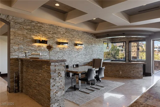 $6,950,000 | 30 Meadowhawk Lane, Las Vegas, NV 89135