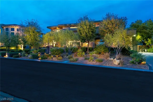 $6,950,000 | 30 Meadowhawk Lane, Las Vegas, NV 89135
