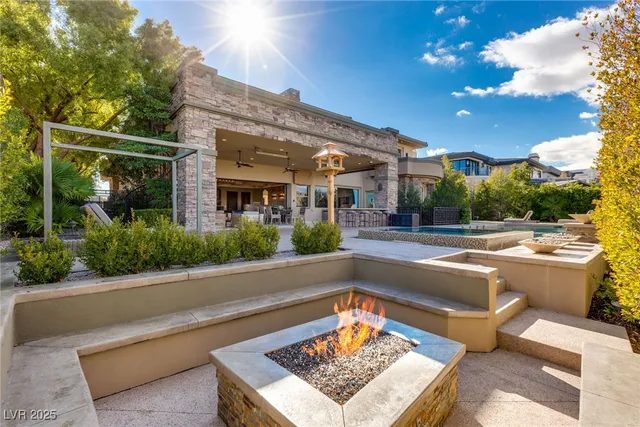 $6,950,000 | 30 Meadowhawk Lane, Las Vegas, NV 89135