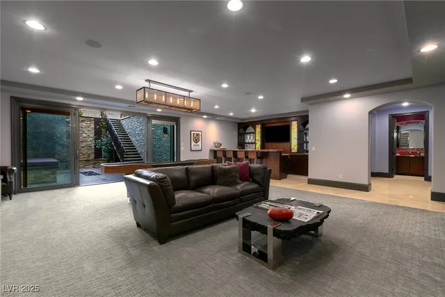 $6,950,000 | 30 Meadowhawk Lane, Las Vegas, NV 89135