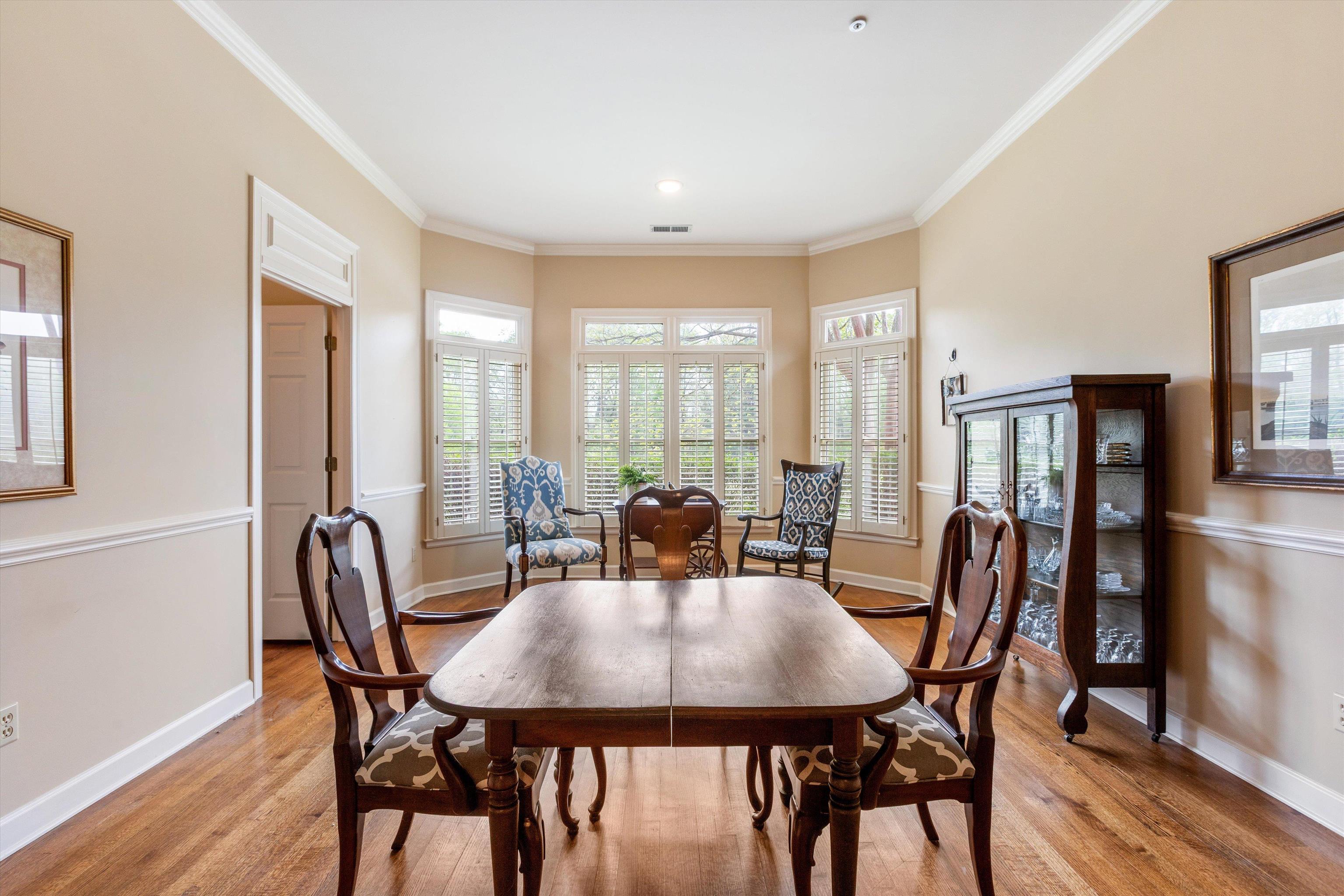 1707 Wainwright Court Collierville, TN 38017 - Photo 7 of 24 a view of a dining room with furniture and window