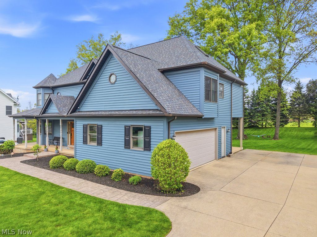 1365 Timber Ridge Drive Macedonia, OH 44056 - Photo 4 of 50