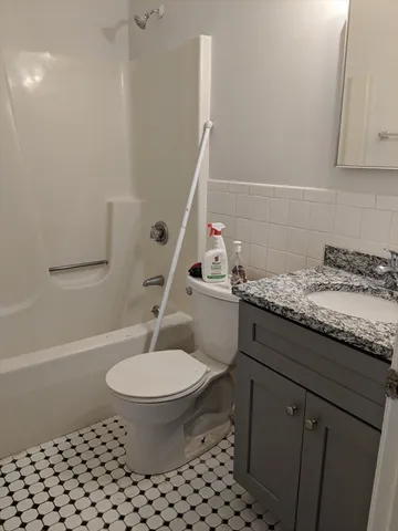 $3,100 | 3150 Washington Street, Unit 2, Boston, MA 02130