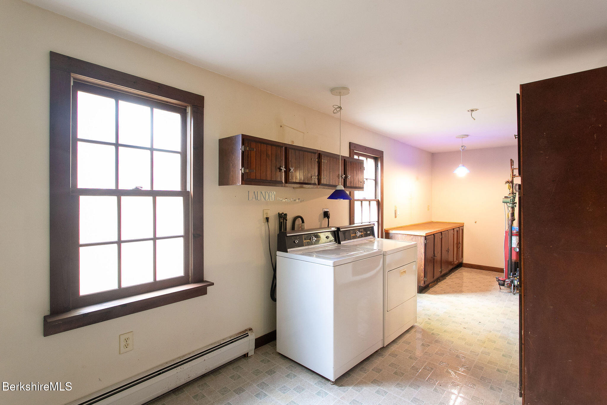 100 Hillsdale Road Egremont, MA 01230 - Photo 17 of 21 laundry