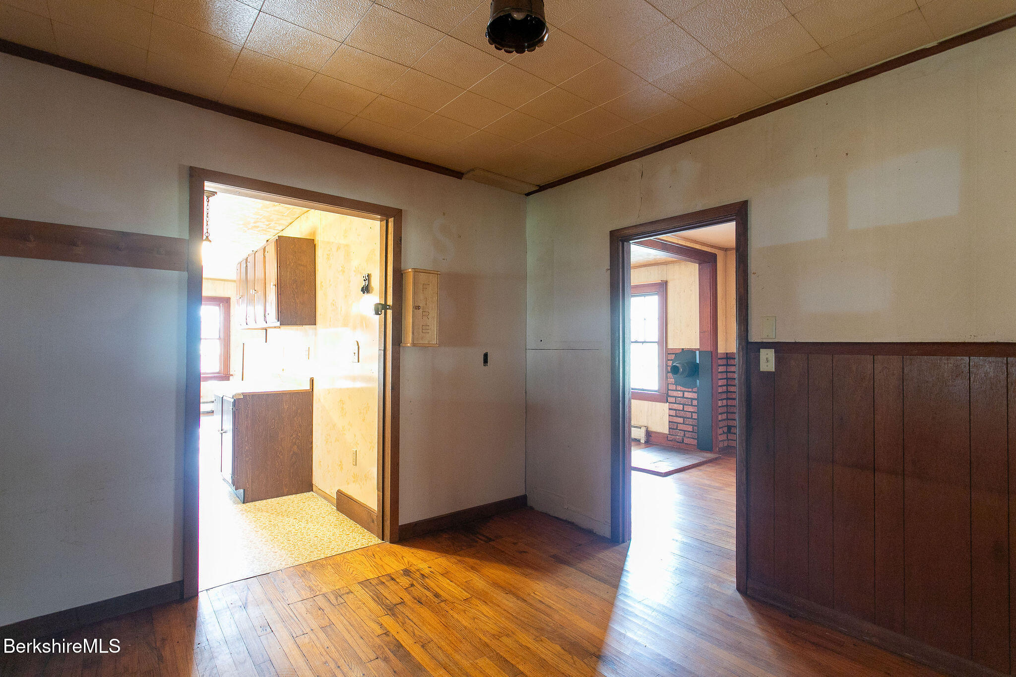 100 Hillsdale Road Egremont, MA 01230 - Photo 8 of 21 entry