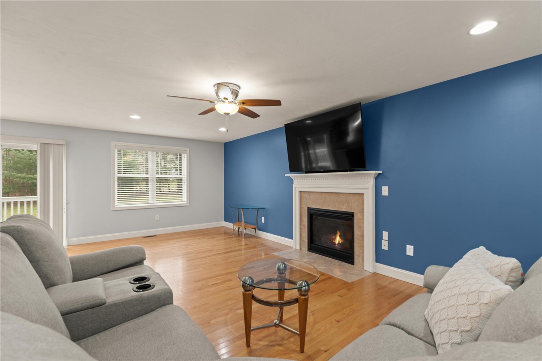 25 Timber Trail Coventry, RI 02816 - Photo 19 of 37