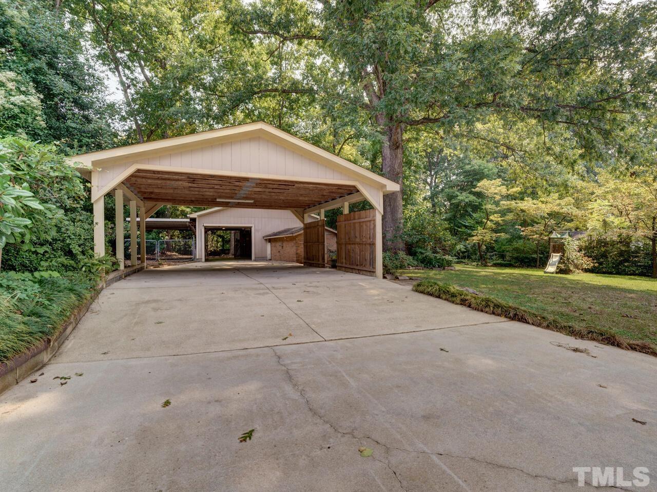 1233 Kingston Ridge Road Cary, NC 27511 - Photo 24 of 29