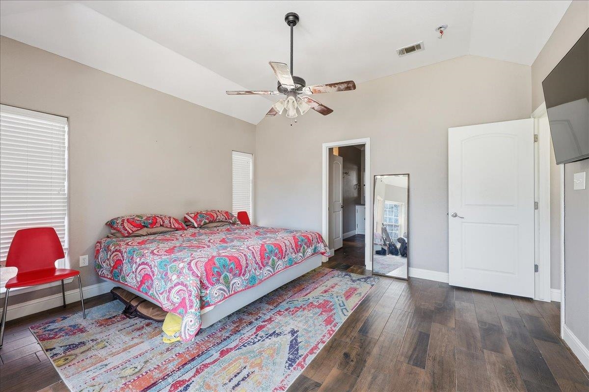 1045 Cedar Ridge Orange, TX 77632 - Photo 13 of 30