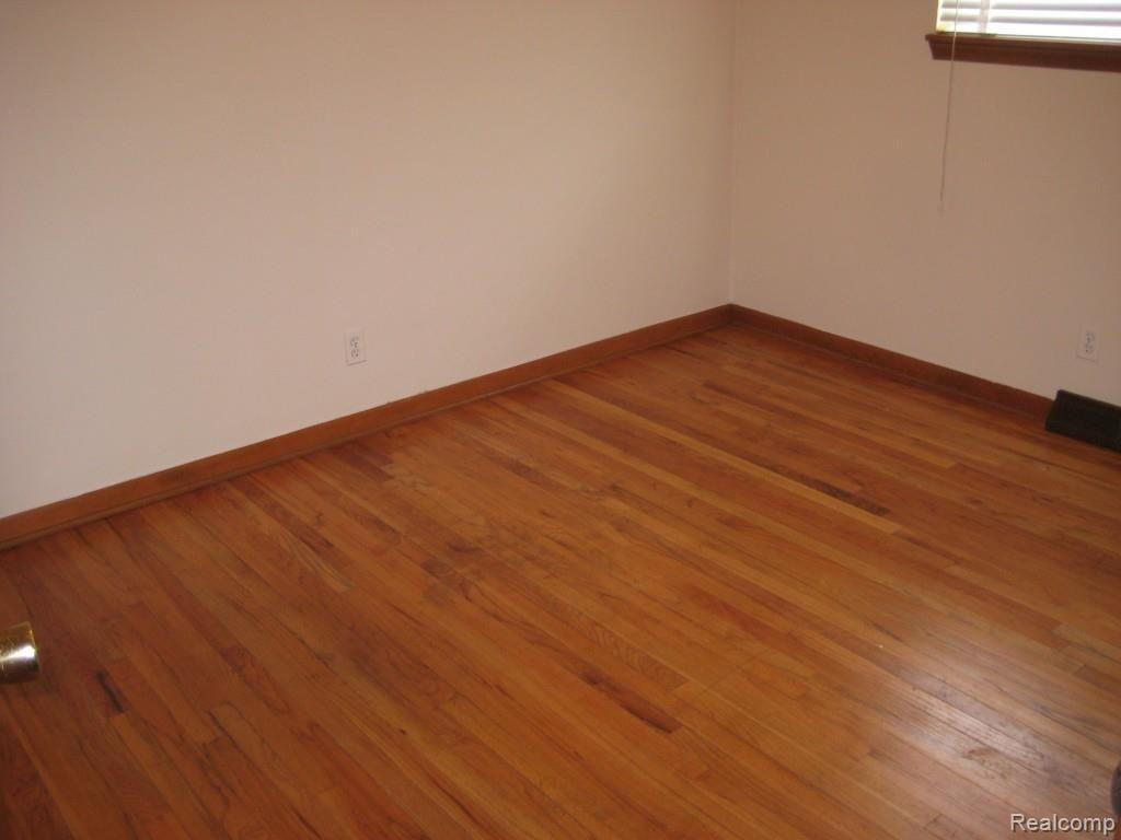 1236 Holmes Road, Unit 6 Ypsilanti, MI 48198 - Photo 7 of 8