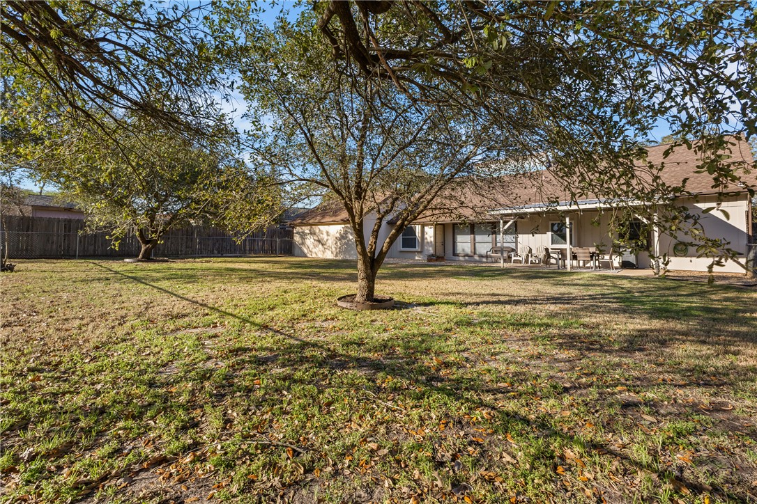2517 Arbor Drive Bryan, TX 77802 - Photo 33 of 39
