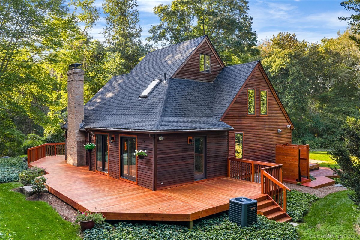 122 Old Post Road Old Saybrook, CT 06475 - Photo 36 of 40 Private yet short distance to everything