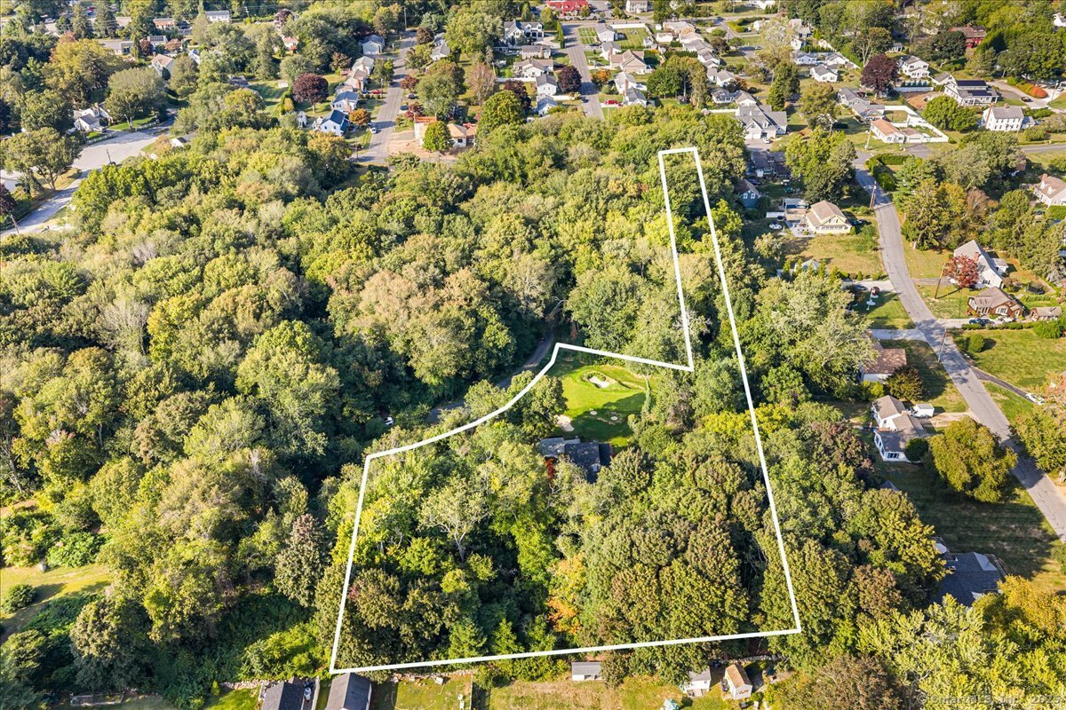 122 Old Post Road Old Saybrook, CT 06475 - Photo 38 of 40