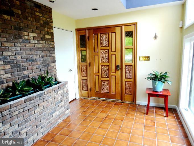 14304 Robcaste Road Phoenix, MD 21131 - Photo 15 of 23 Foyer