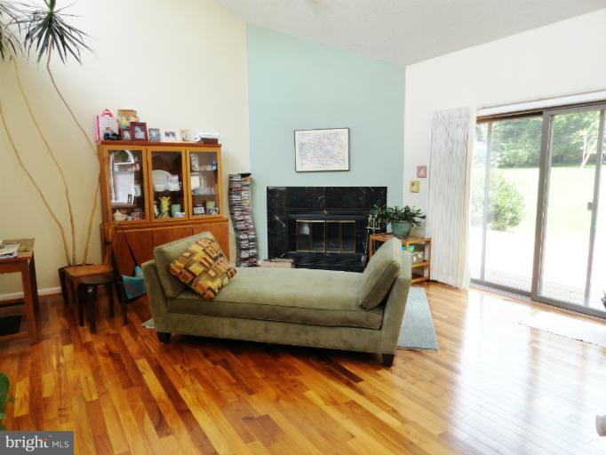 14304 Robcaste Road Phoenix, MD 21131 - Photo 20 of 23 Living Room2